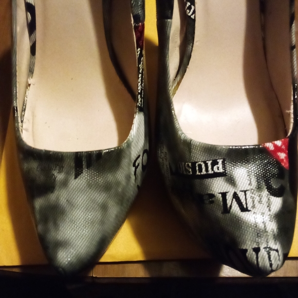 Heels - Picture 14 of 14